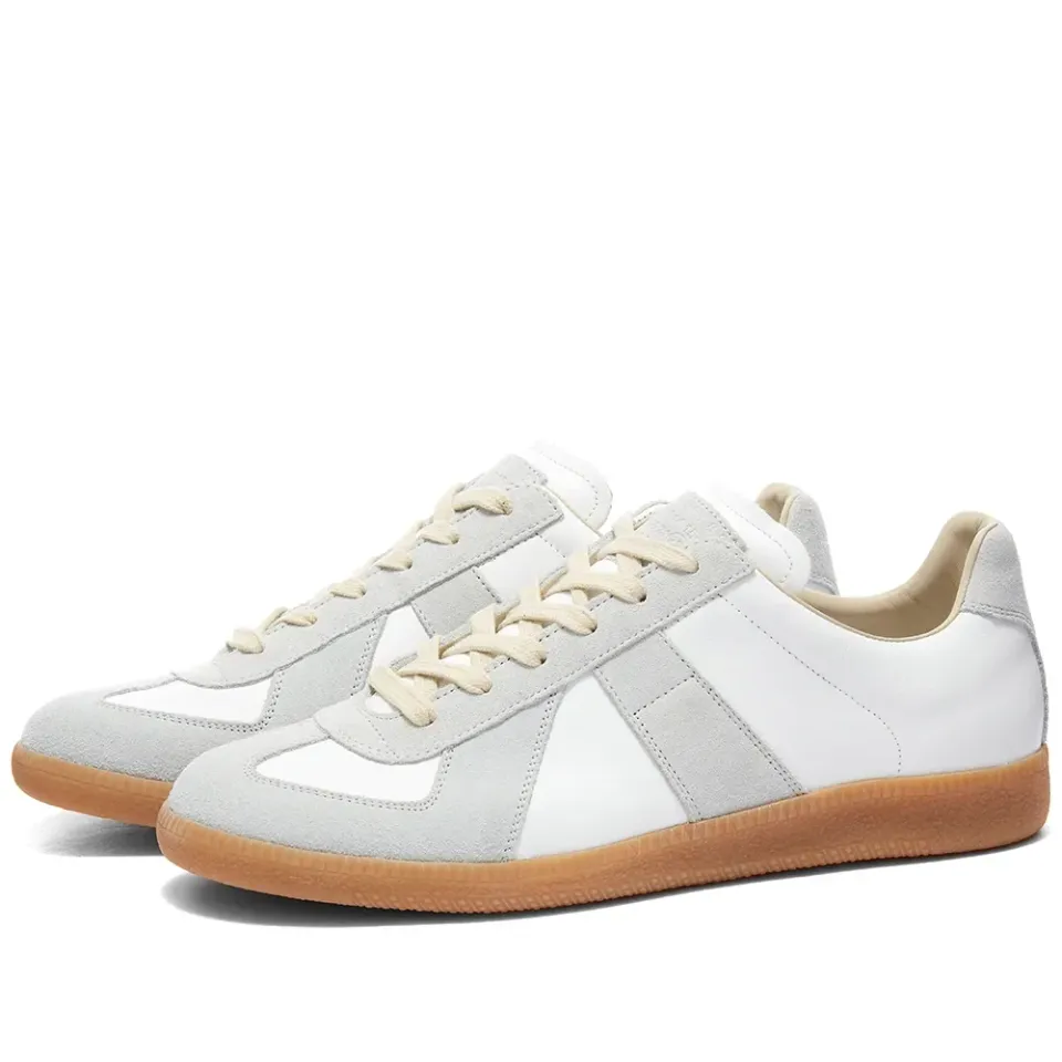 Replica Sneaker