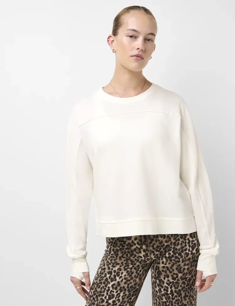 After Class Crop Sweatshirt Soft White