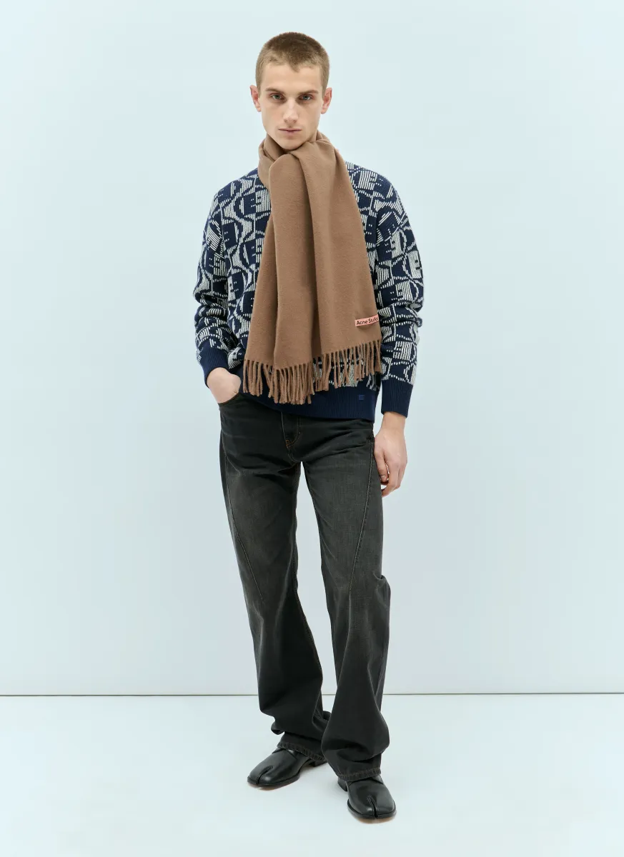 Narrow Fringe Wool Scarf
