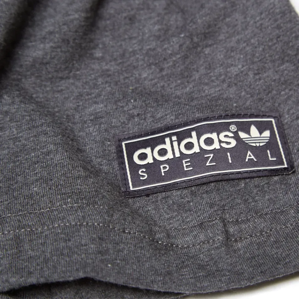 Spezial Print Tee