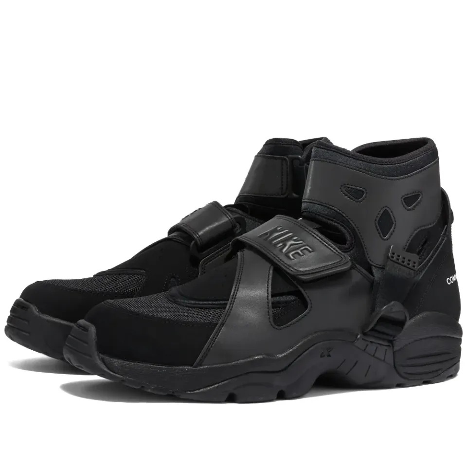 Comme des Garçons x Nike Carnivore