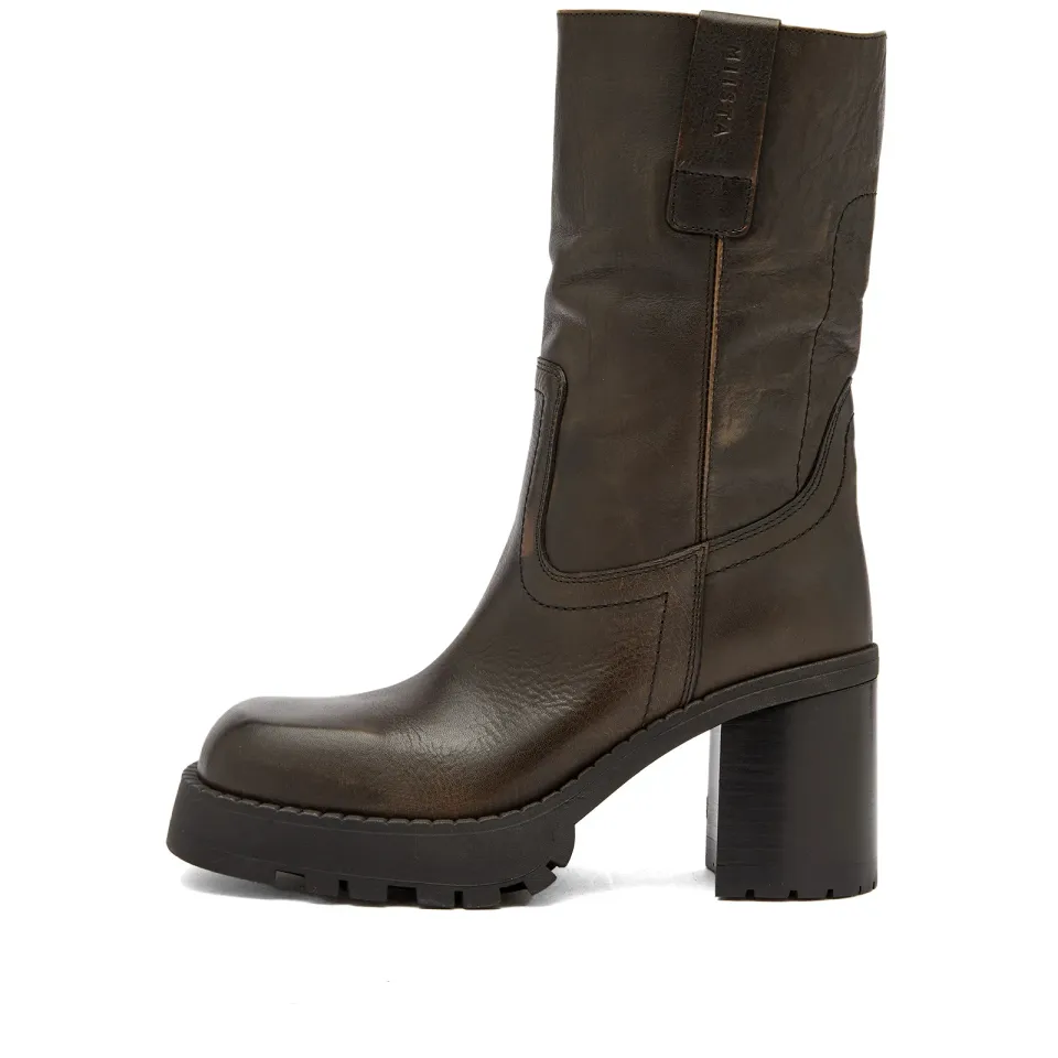 Daiane Brown Boots