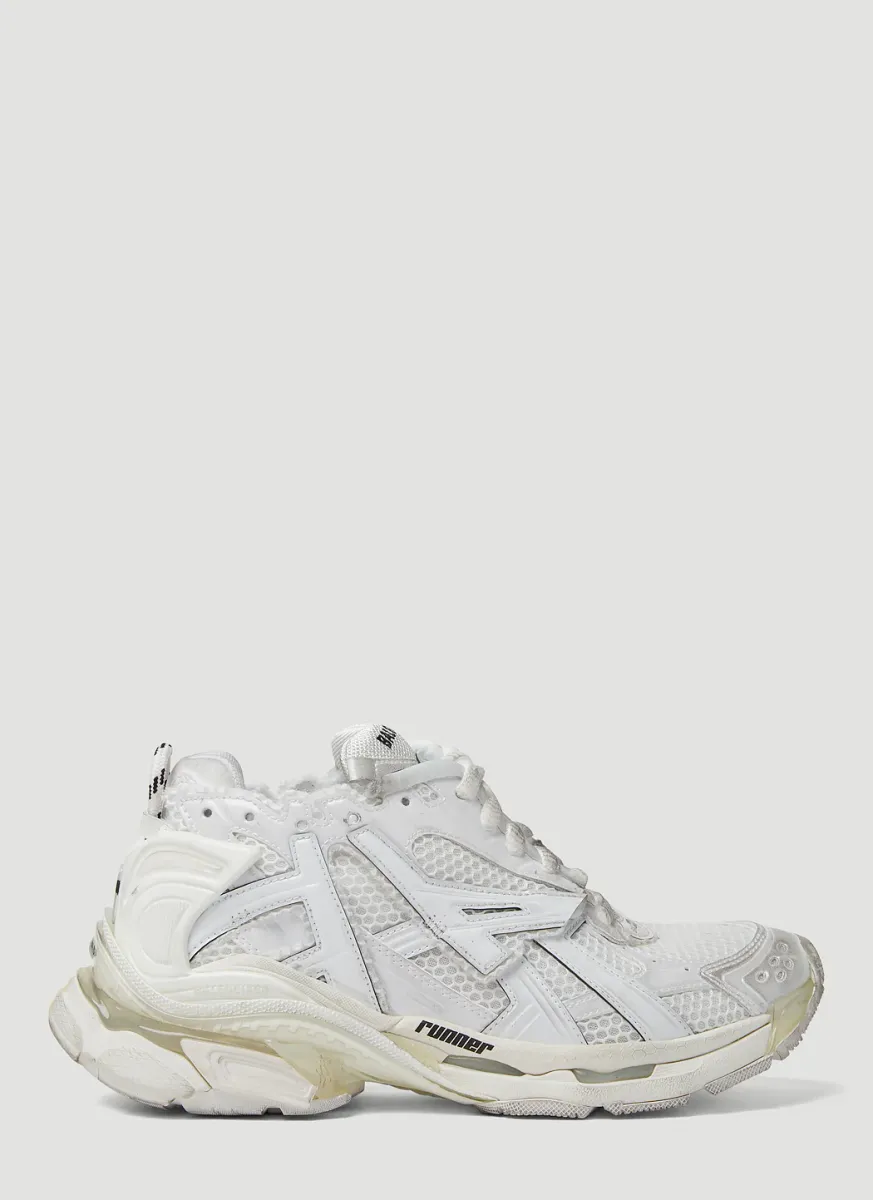 Runner Sneakers