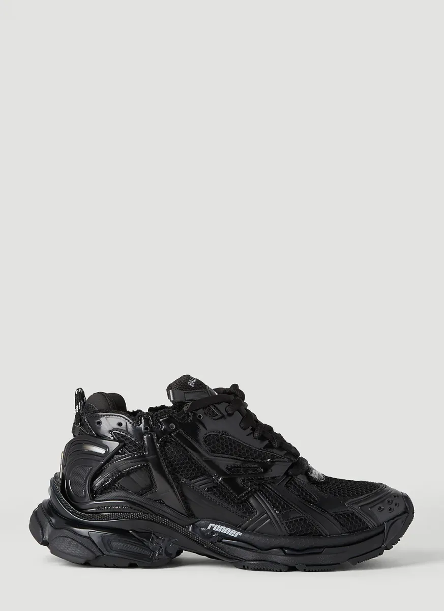 Runner Sneakers