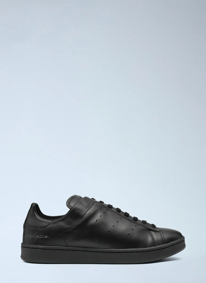 Diagonal Stan Smith Sneakers