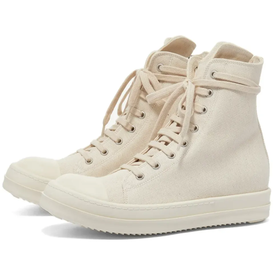 High Top Sneaker