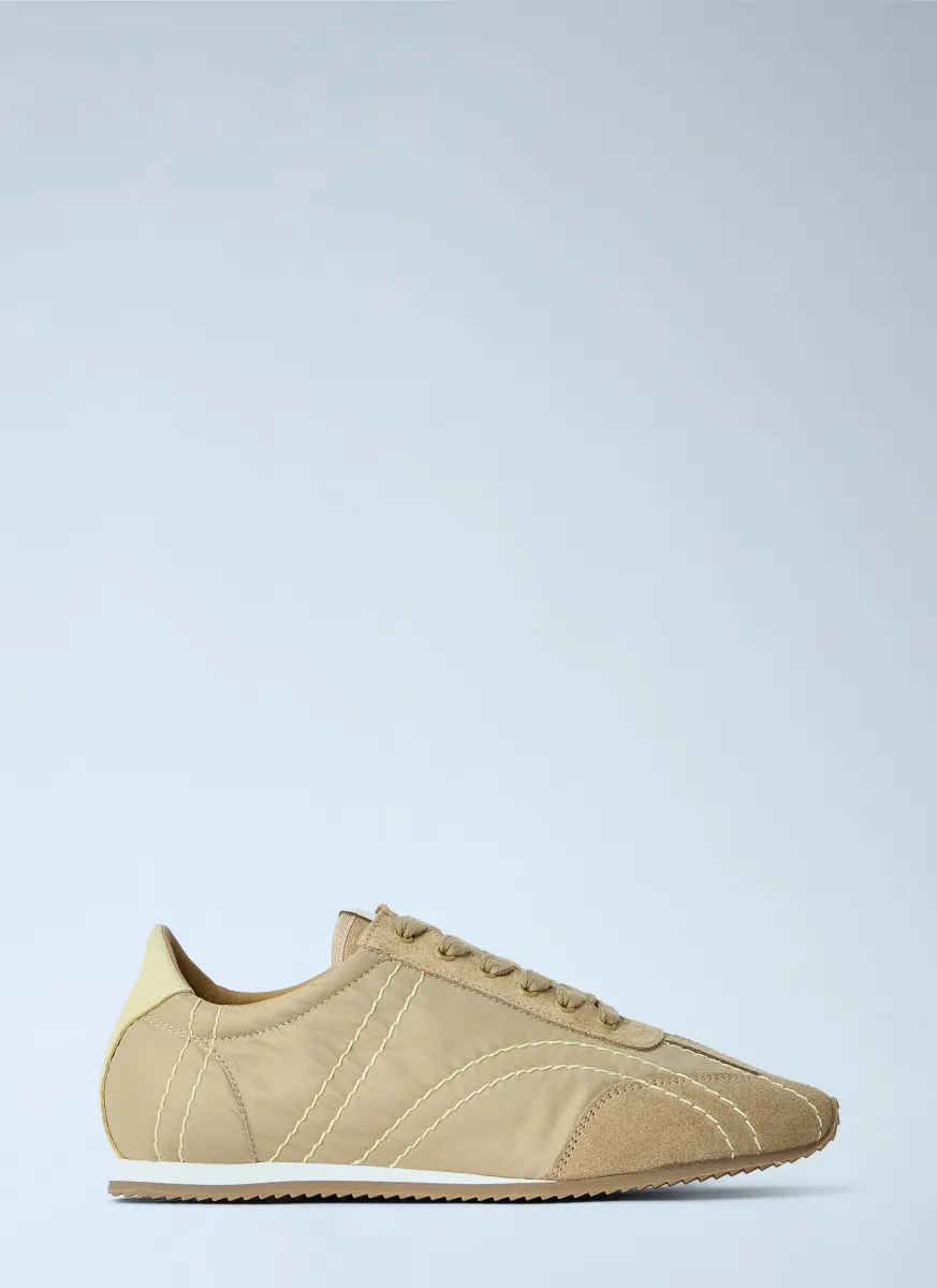 Flex Low-Top Sneakers