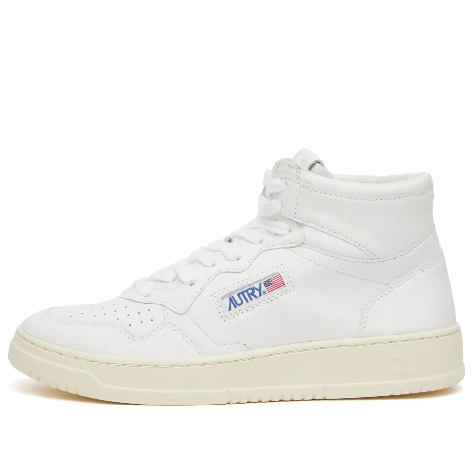 Medalist Mid Sneaker