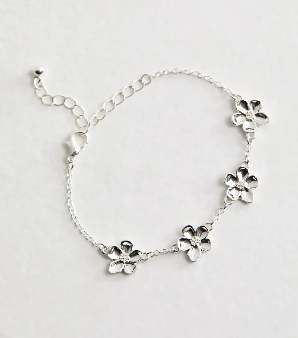 Silver Tone Flower Chain Bracelet