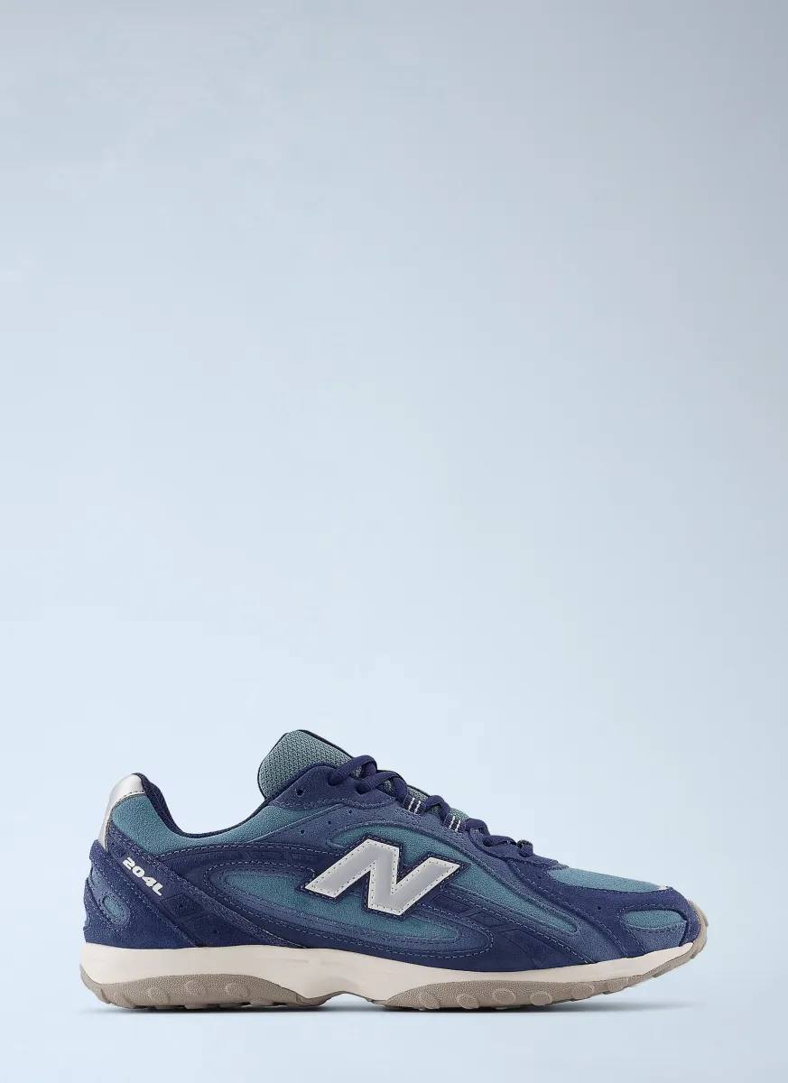 204L Sneakers