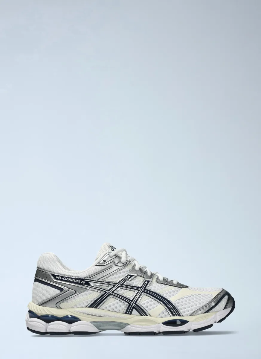 Gel-Cumulus 16 Sneakers