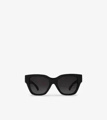 Heritage Square Sunglasses in Black