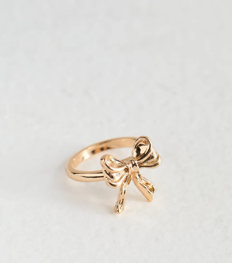 Gold Tone Bow Ring