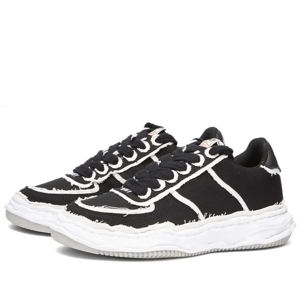 Wayne Low Original Sole Overhanging C