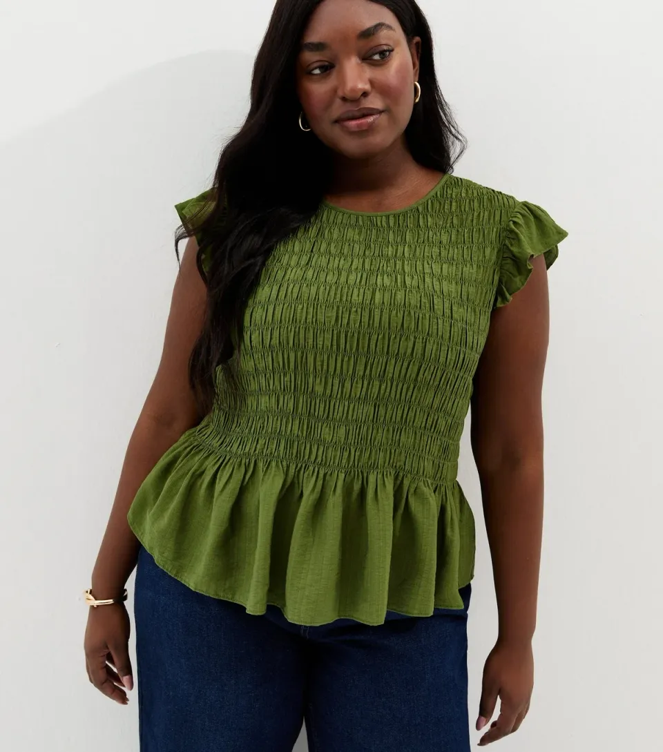 Women's Plus Size Green Shirred Frill Sleeve Top Curves