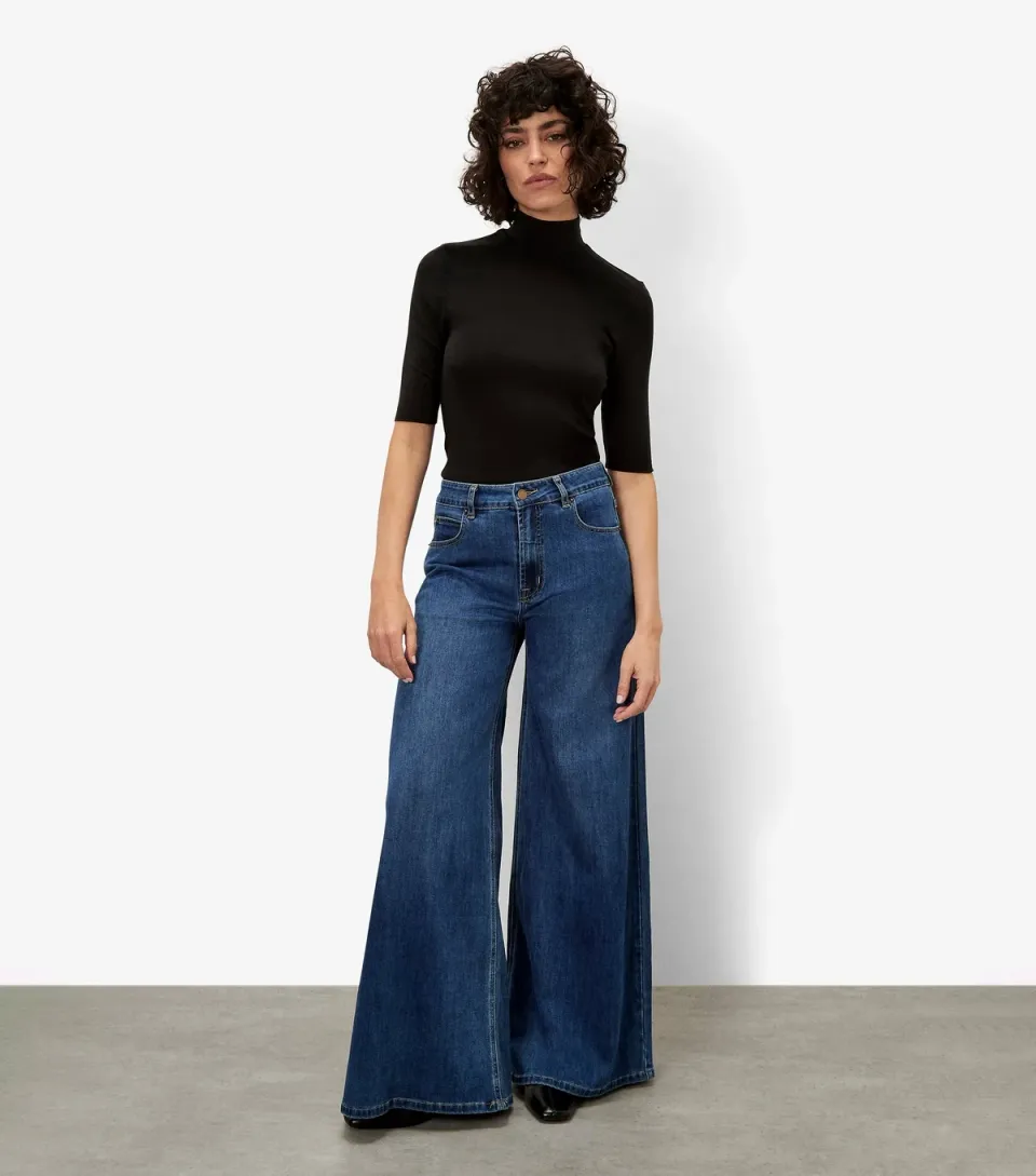 Women's Navy Super Wide Leg Jeans