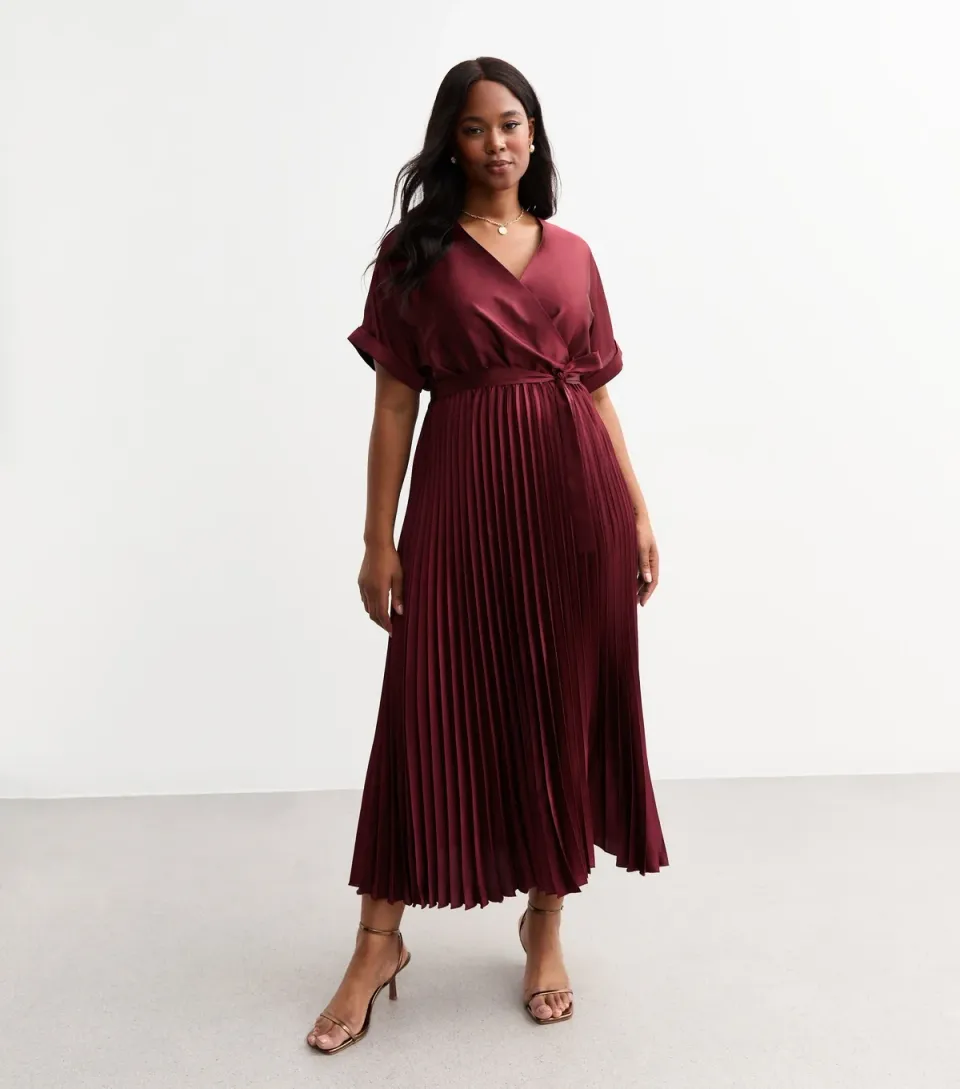 Women's Plus Size Burgundy Crossover Satin Midi Dress Curves