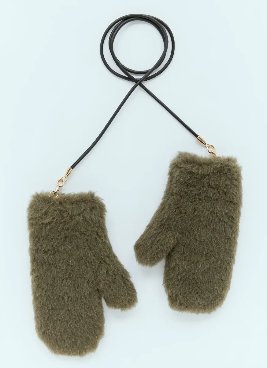 Teddy Gloves