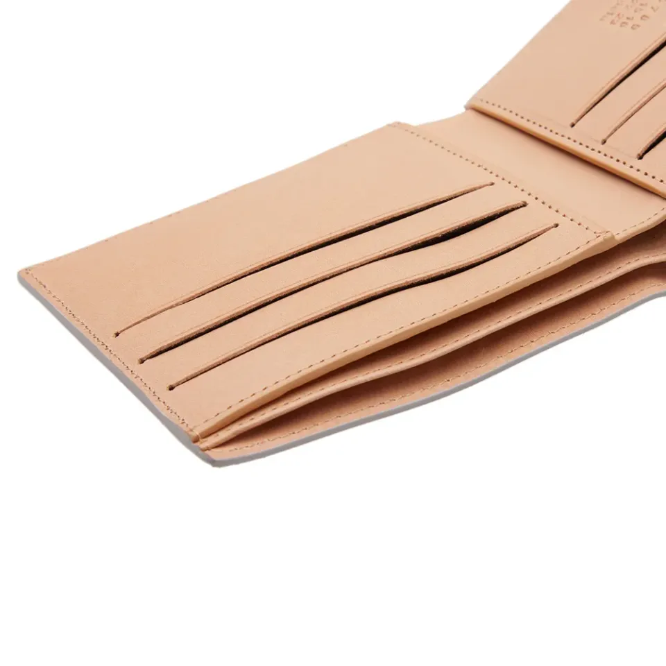 11 Scratched Metallic Billfold Wallet