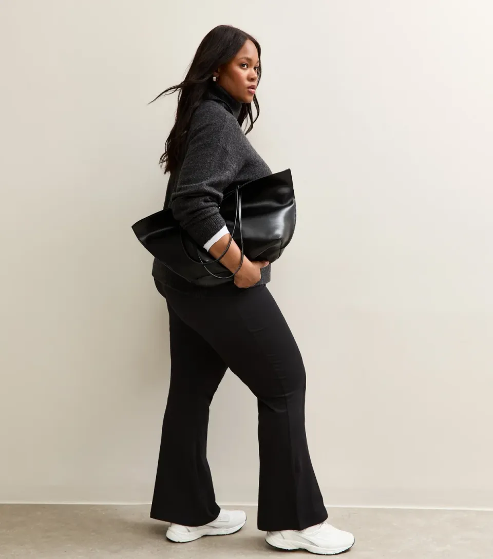 Women's Plus Size Black Kick Flare Leggings Curves