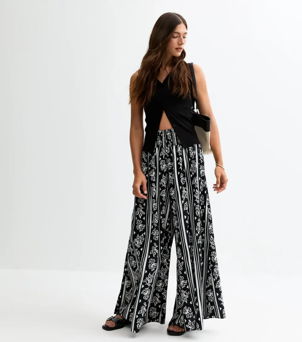Women's Black Floral Print Palazzo Trousers
