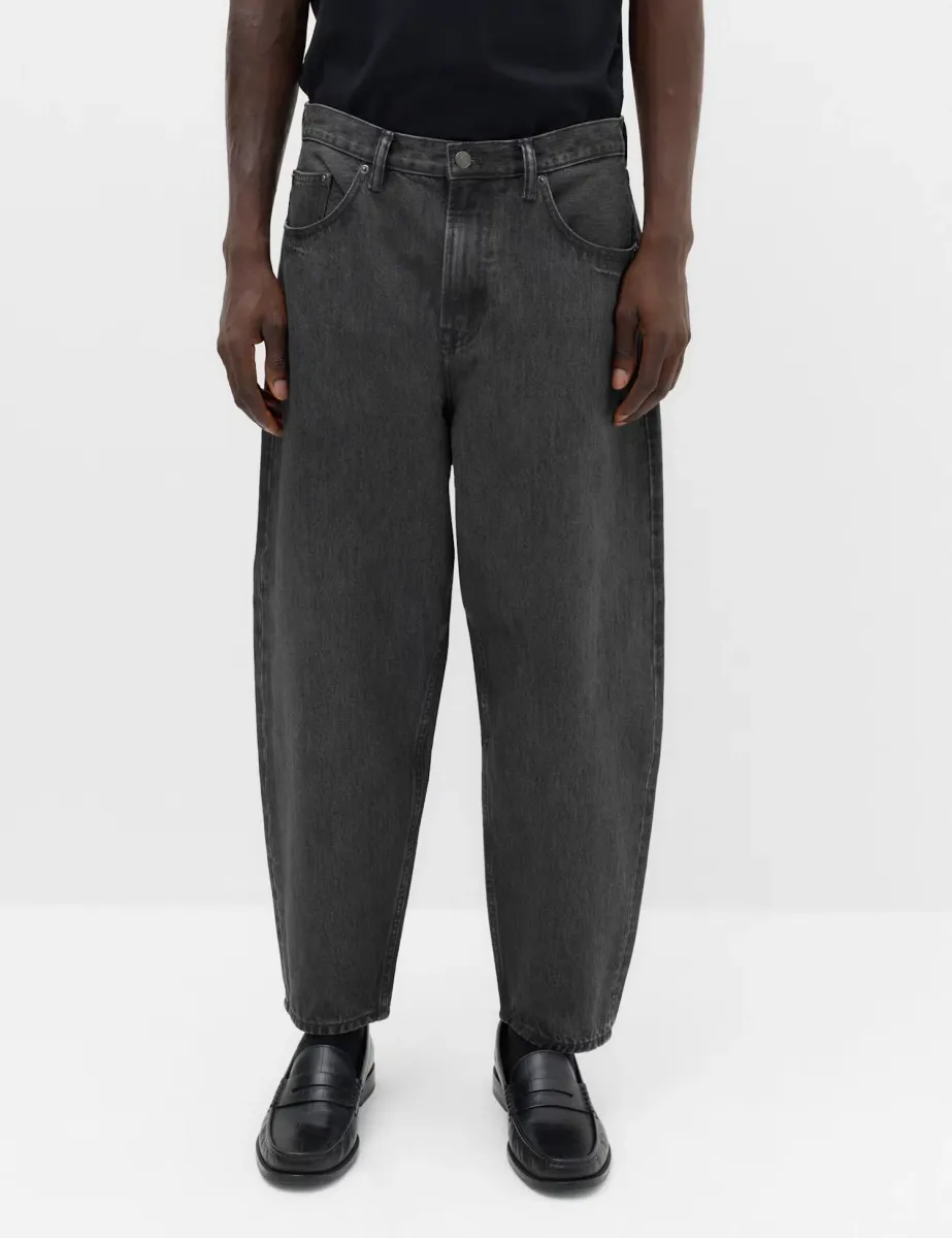 Barrel Fit Jeans