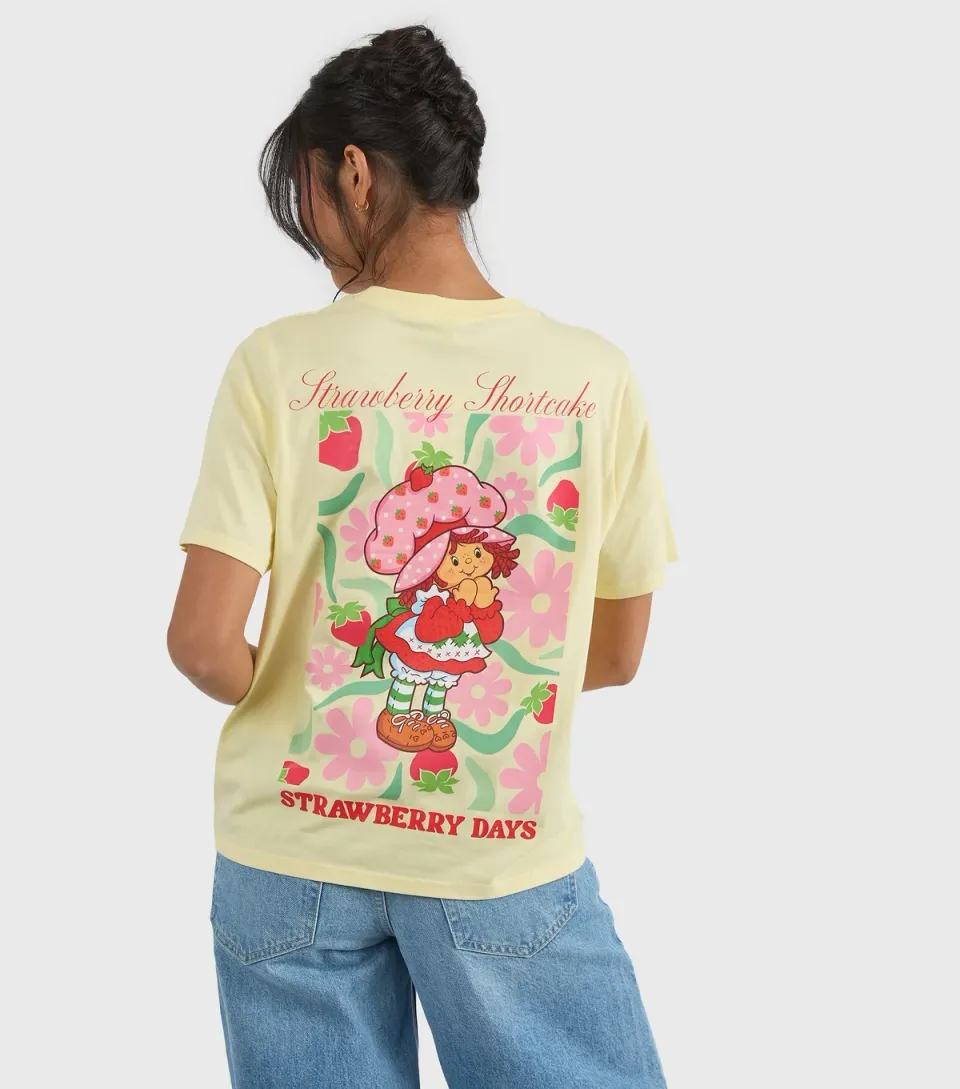 Women's Custard Yellow Strawberry Shortcake Print T-Shirt