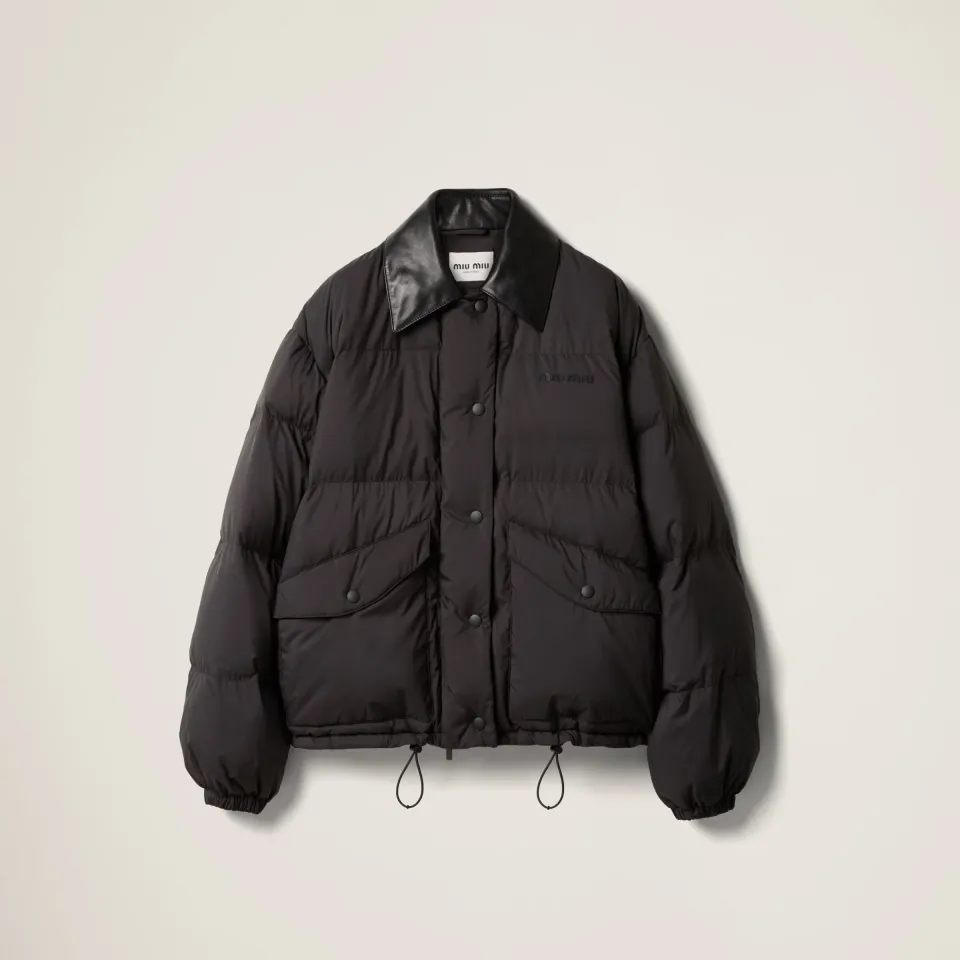Technical pongé cropped down jacket