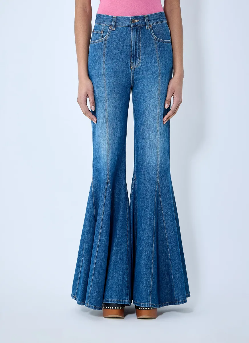 Fluid Flare Jeans