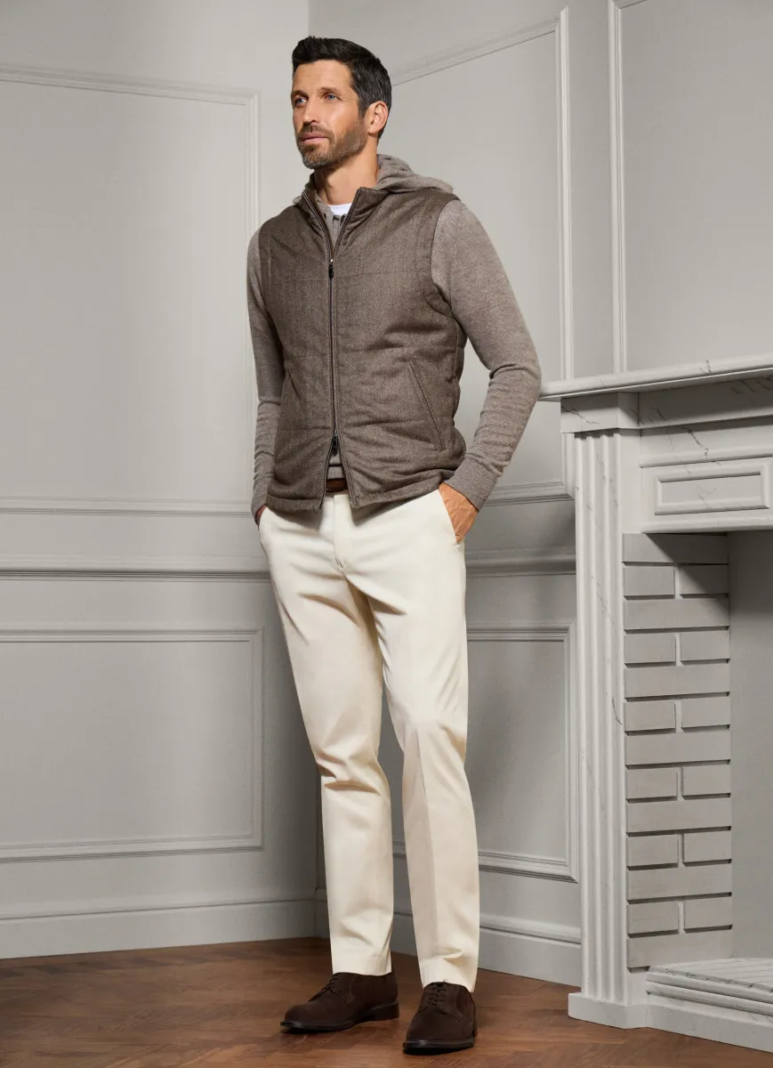 Classic Fit Sanderson Cotton-Silk Chino