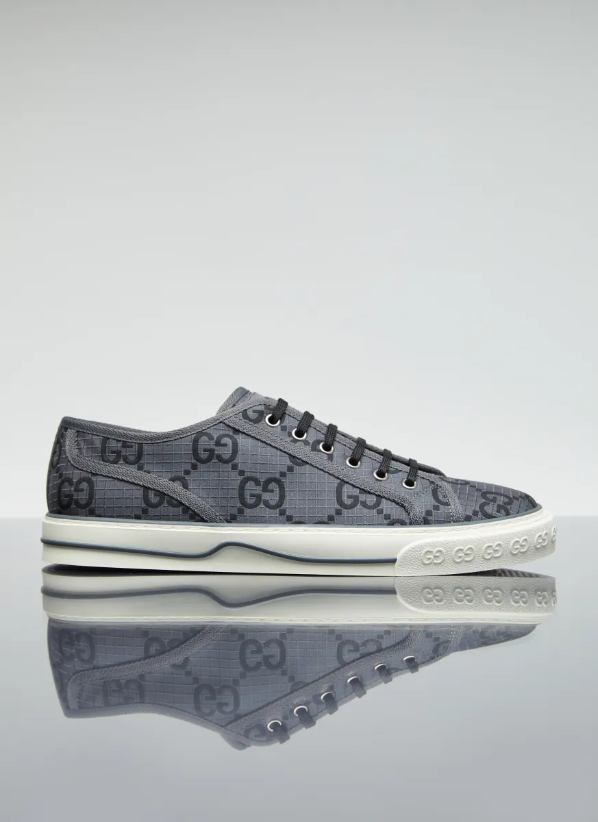 1977 Sneakers