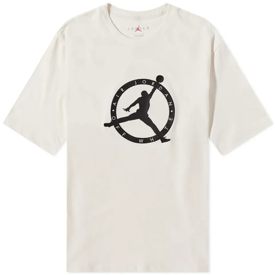 x Off-White T-Shirt