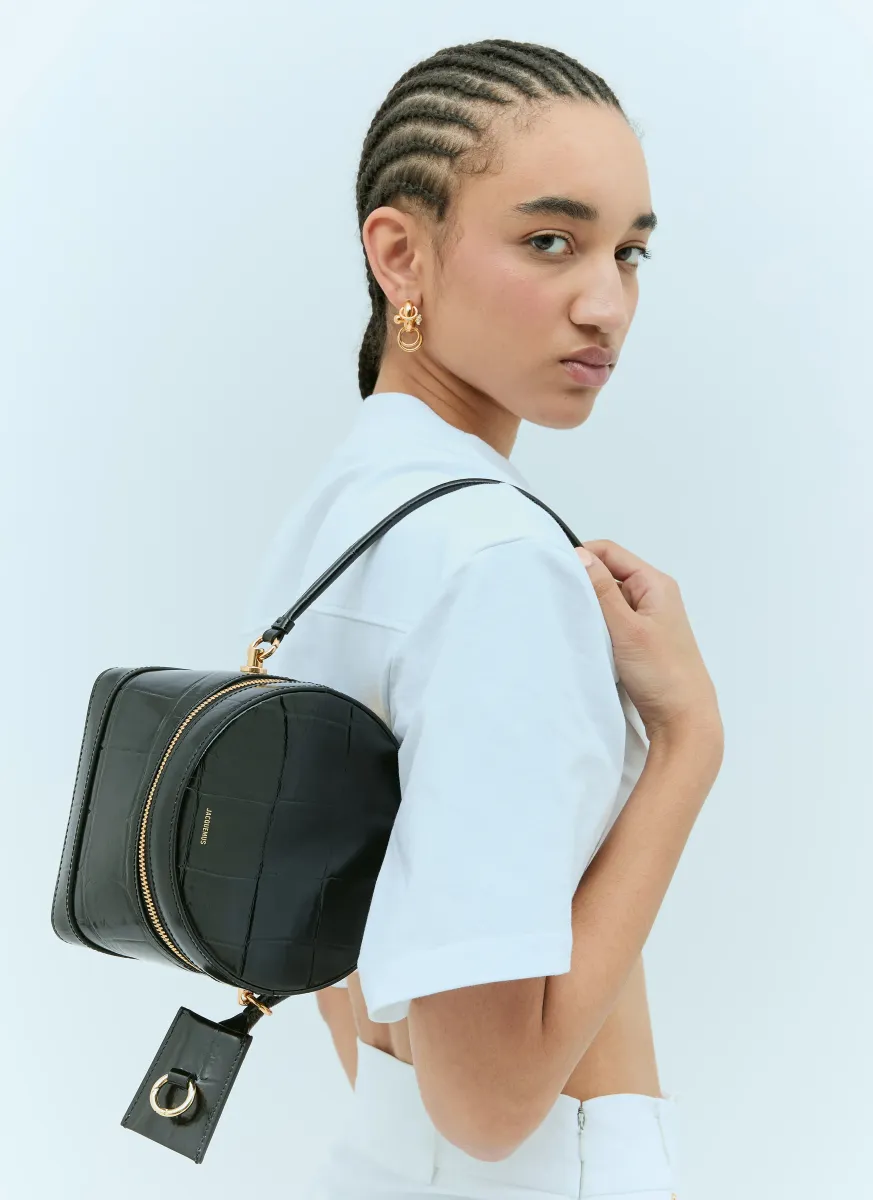 Le Vanito Shoulder Bag