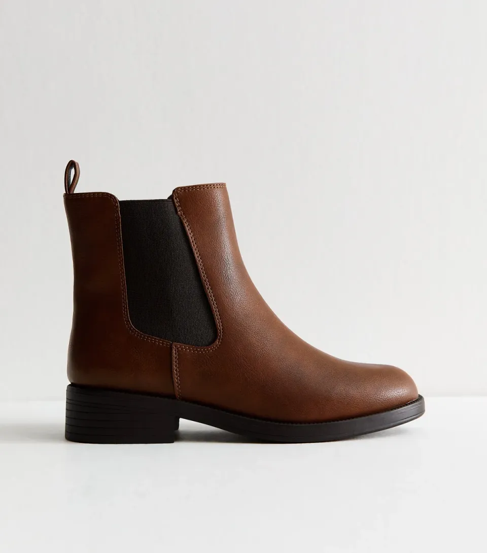 Women's Wide Fit Tan Faux Leather Chelsea Flat Ankle Boots Vegan