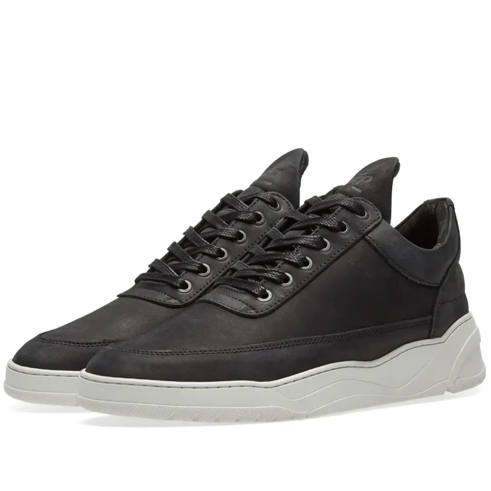 Low Top Astro Ejura Sneaker
