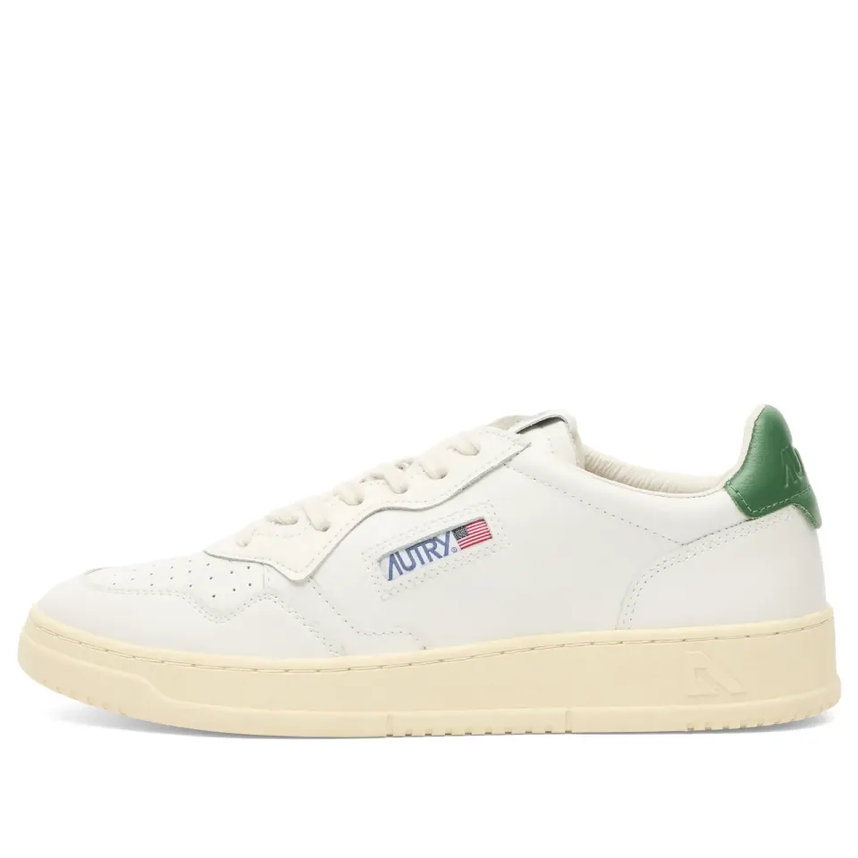 01 Low Leather Sneaker
