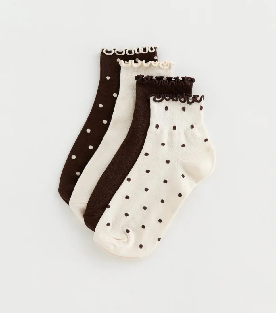 Pack of 4 Brown Frill Top Spotty Trainer Socks
