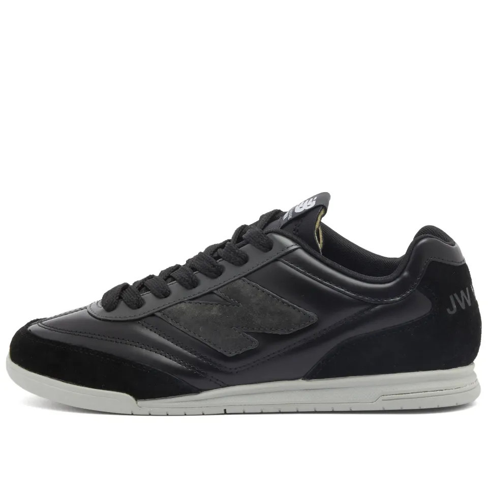 x New Balance URC42