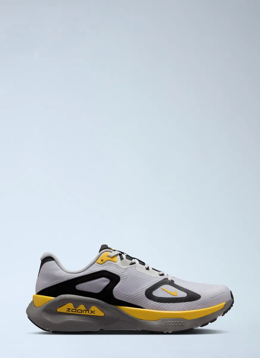 Structure Plus Sneakers