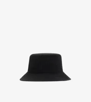 Reversible Gabardine Bucket Hat in Black/sand beige