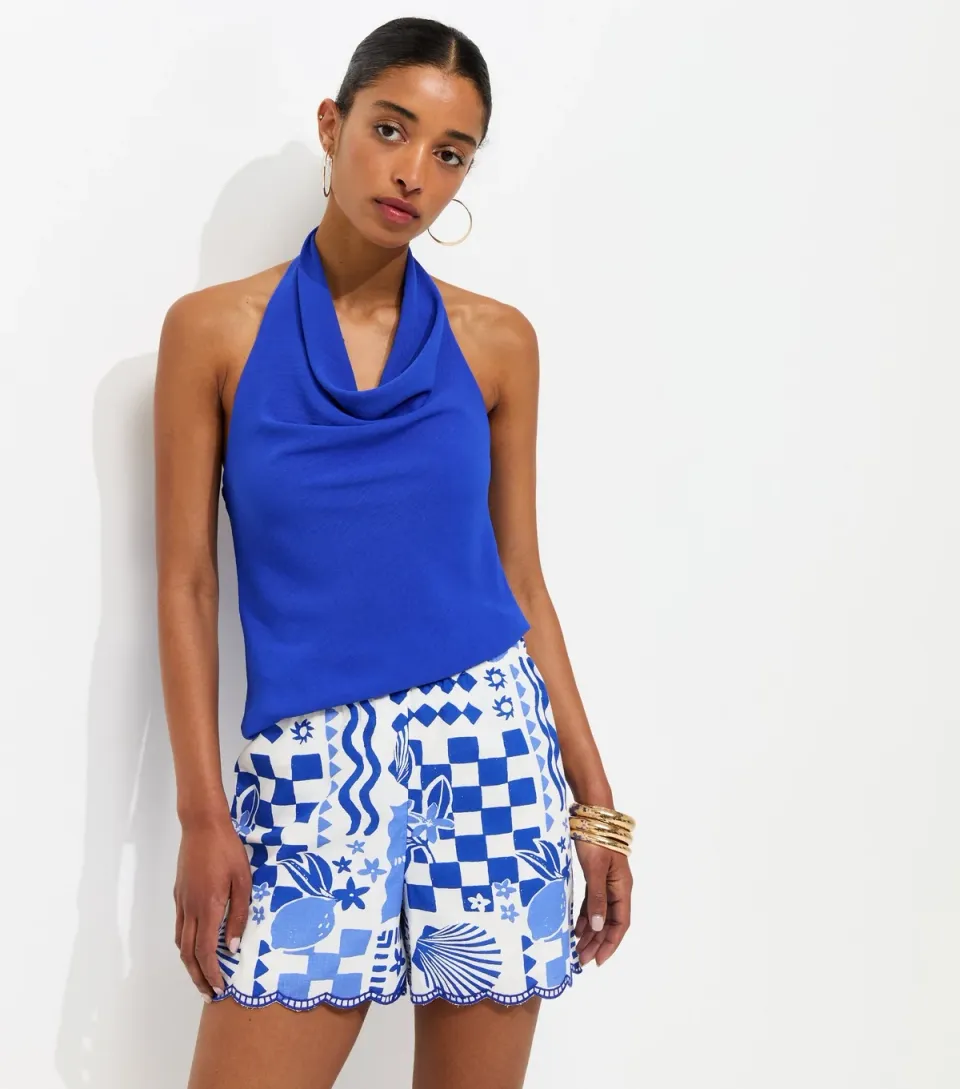 Women's Blue Shell Print Scallop Hem Shorts