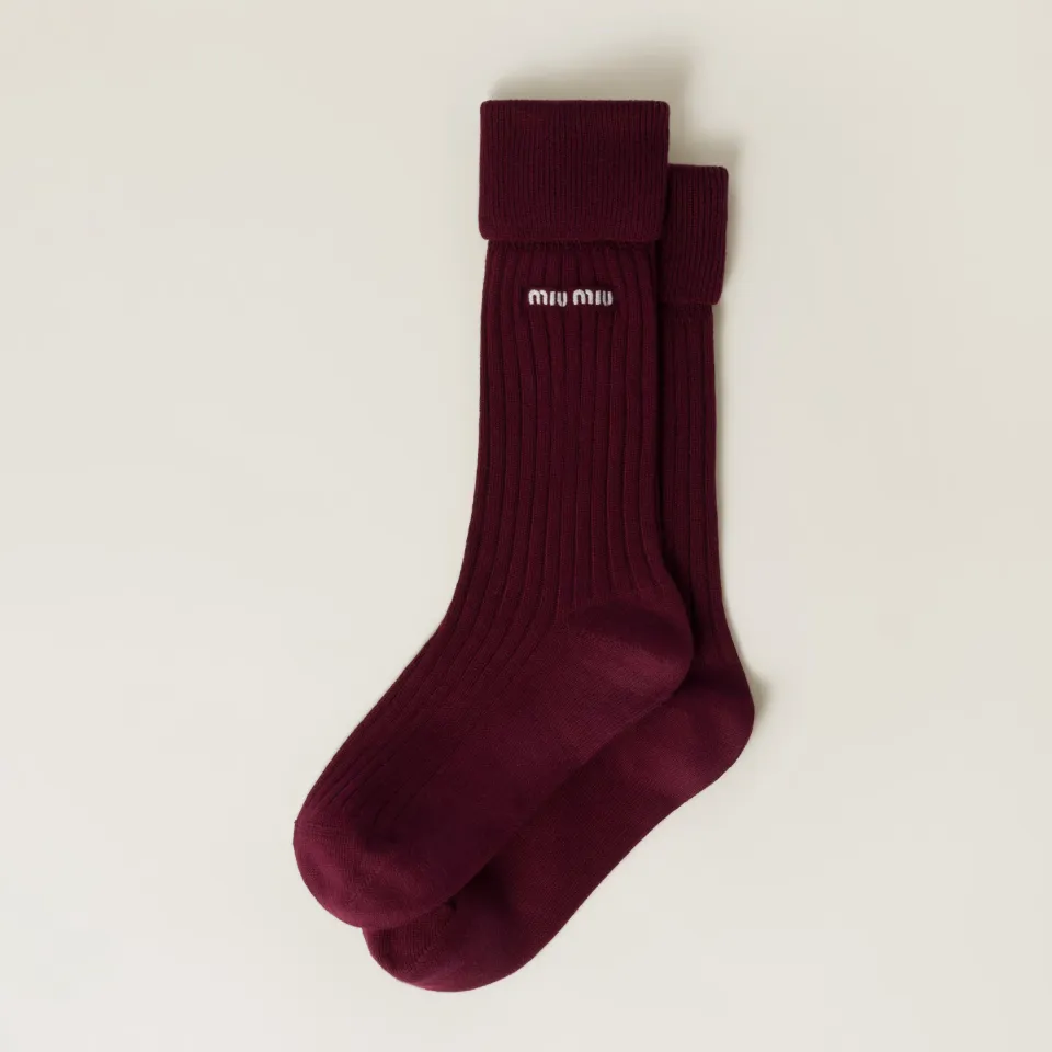 Ribbed knit socks