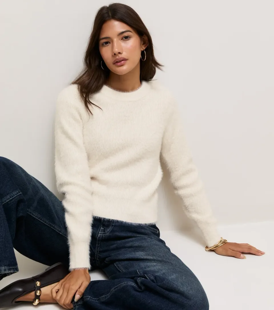 Women's Off White Fluffy Ribbed Knit Jumper