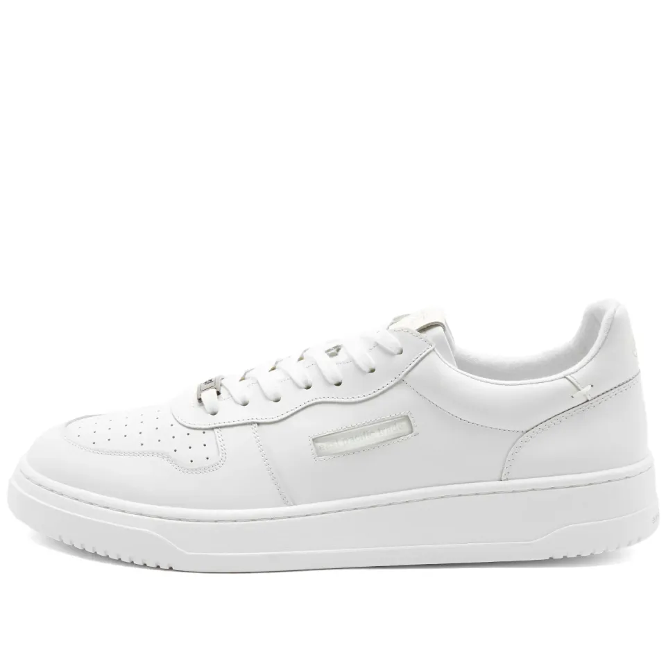 Dive Court Sneakers