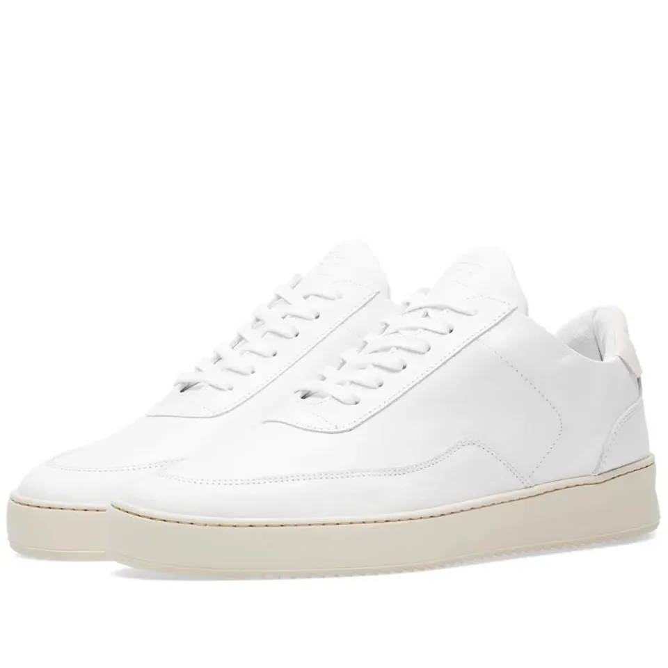 Low Mondo Sneaker