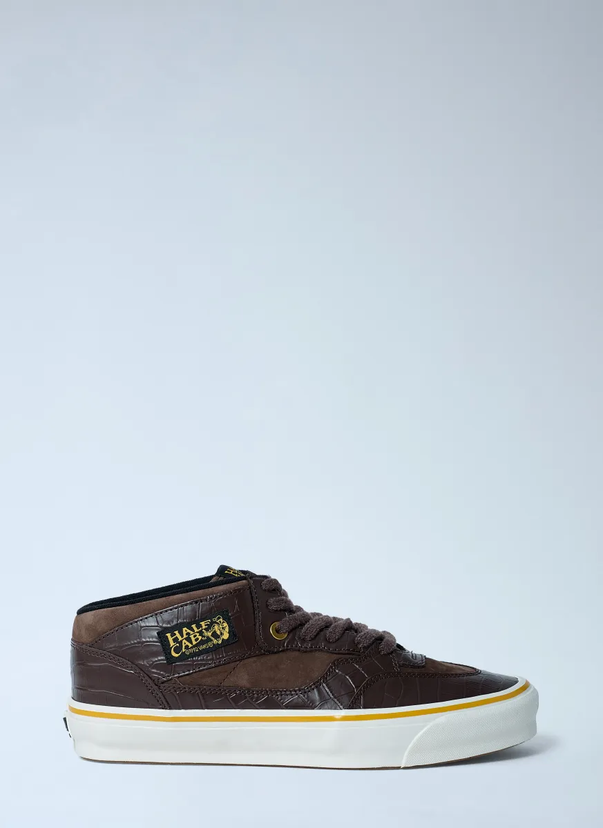 OTW Half Cab 33 Vibram Sneakers