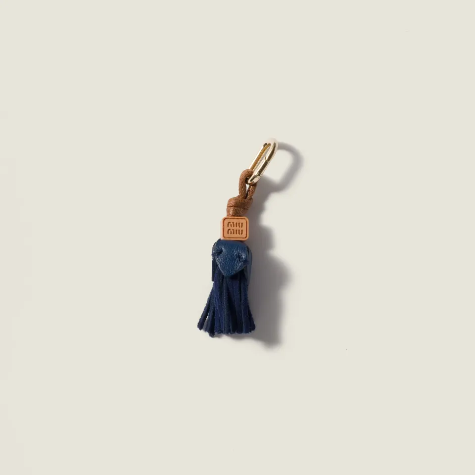 Leather micro trick