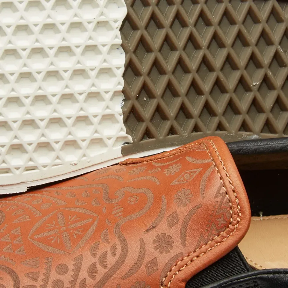x Taka Hayashi x Brooks OG Classic Slip On LX