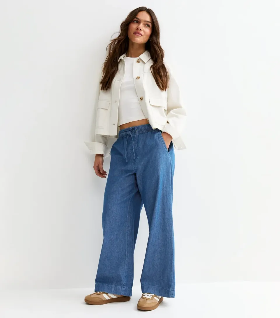 Women's Petite Mid Blue Wash Chambray Denim Wide Leg Trousers