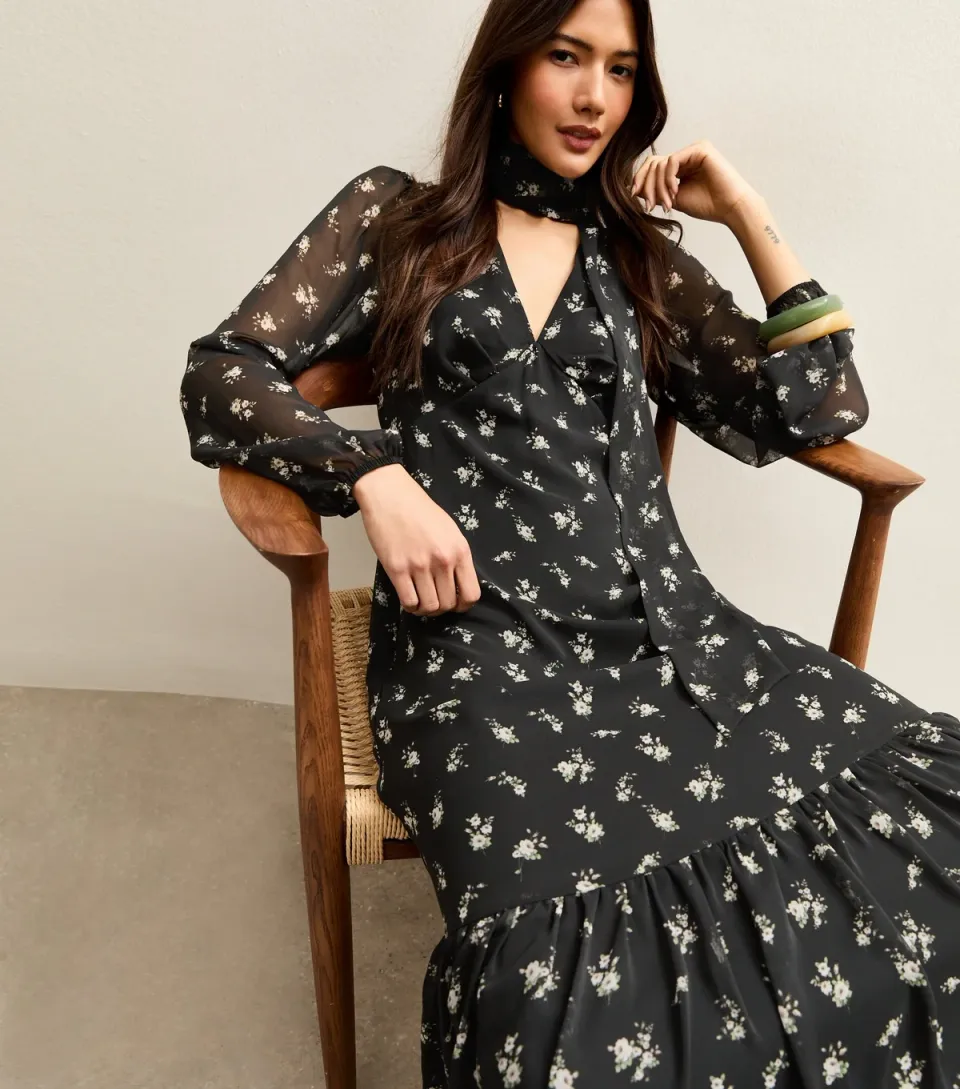 Women's Black Ditsy Floral Bow Chiffon Midi Dress